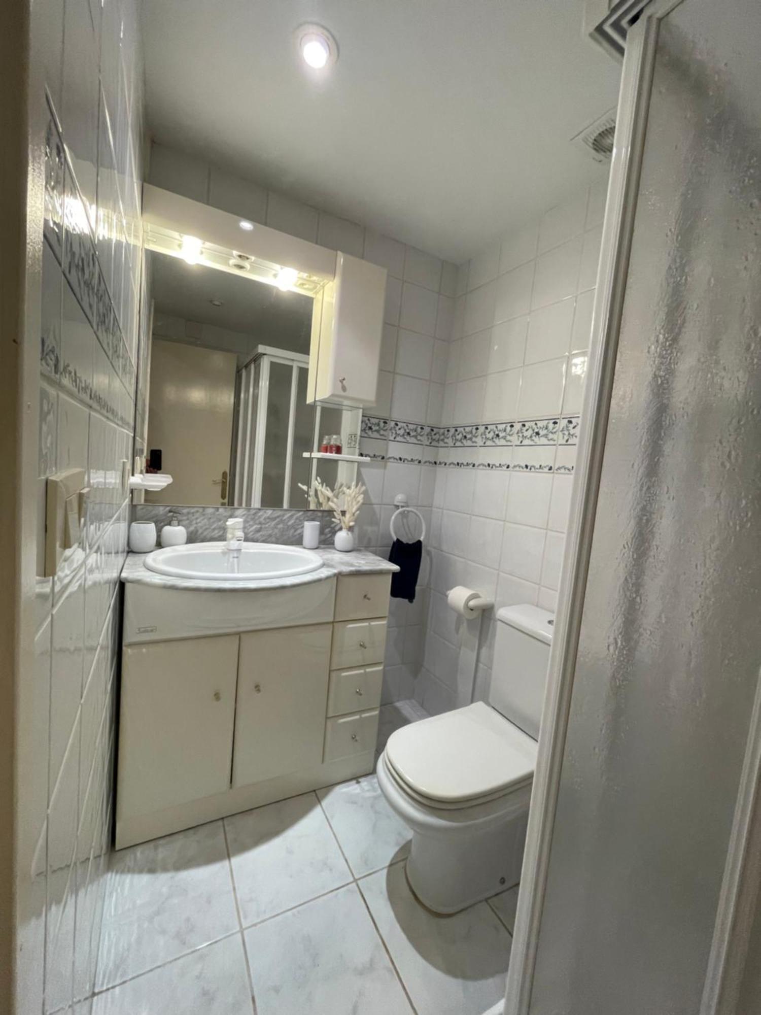 Douce Pause Hotel Darnius Ngoại thất bức ảnh